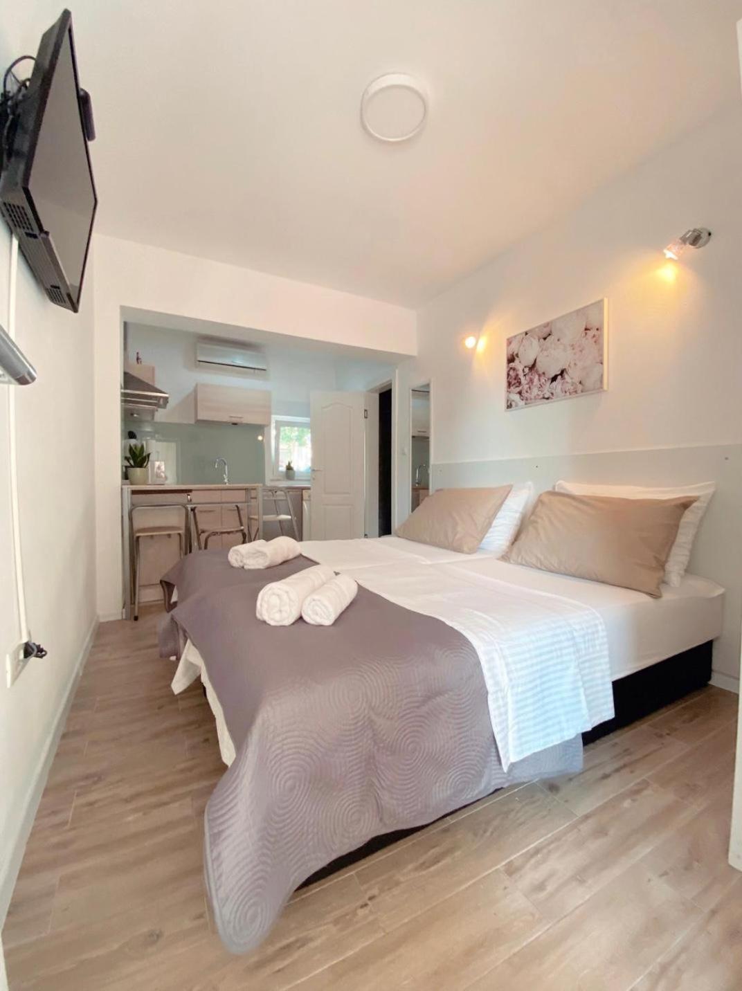 Antea Apartment *